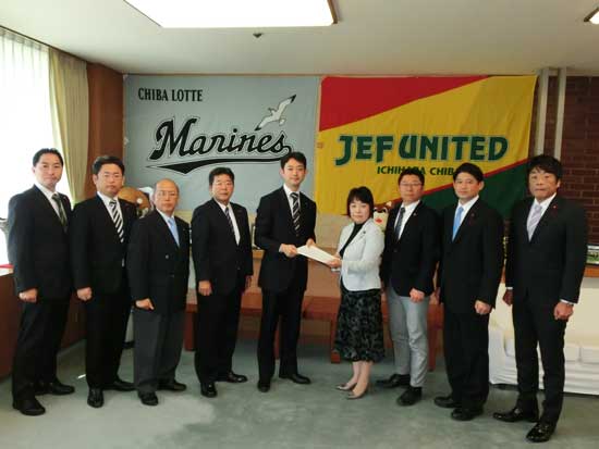 平成２８年度予算編成に関する要望書を熊谷俊人市長に提出